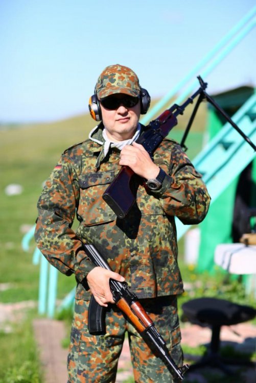 F34A1459 (683x1024).jpg