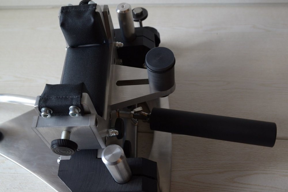 Верхний прижим.jpg